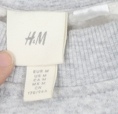 Brand and care label for H&M Grey Giants Logo Sweatshirt, unisex m, casual