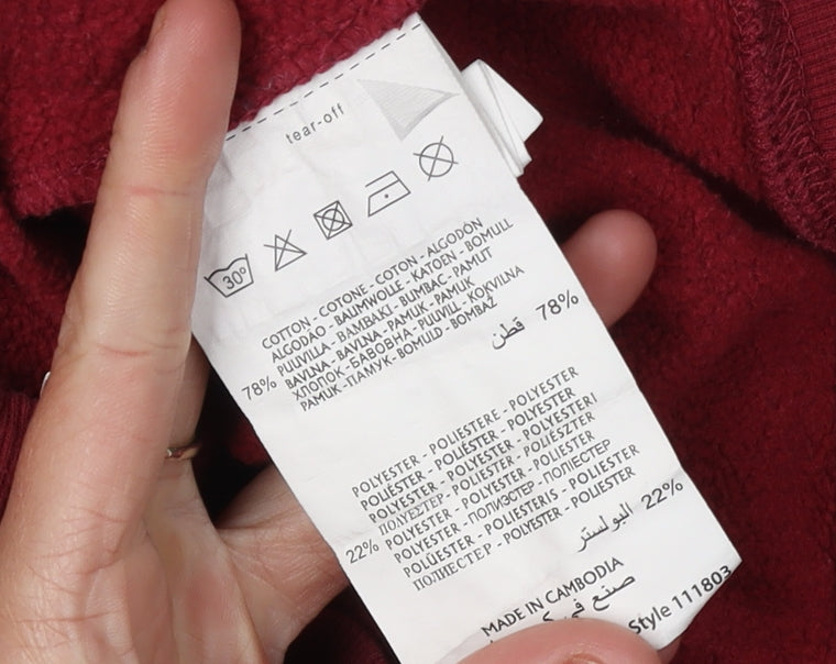 Brand and care label for Champion Red unisex adults pullover hoodie m