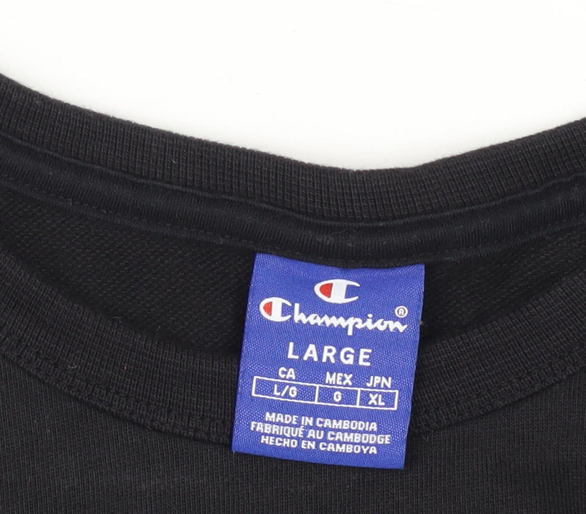 Close-up detail of Champion unisex black pullover sweatshirt l