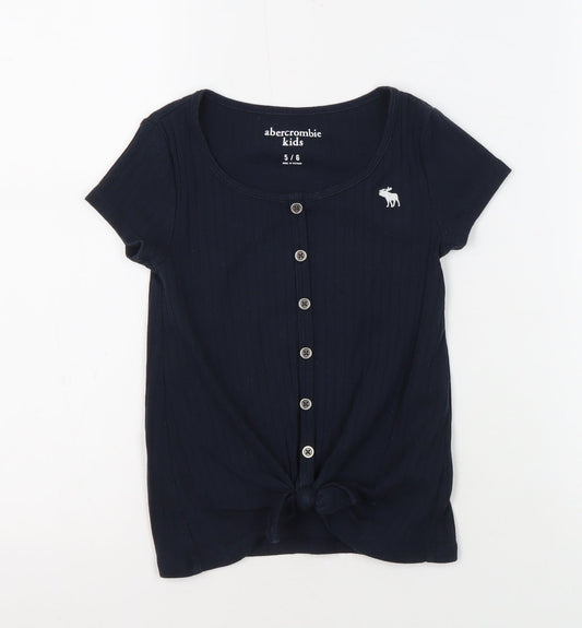 Additional front view of Abercrombie & Fitch Kids girls’ black t-shirt 5-6 years