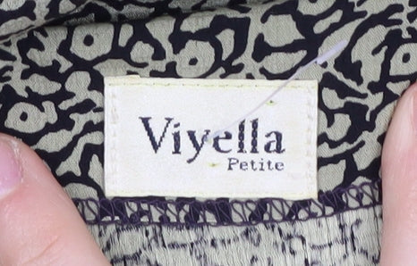 Womens UK Size 14 Viyella Green Basic Blouse
