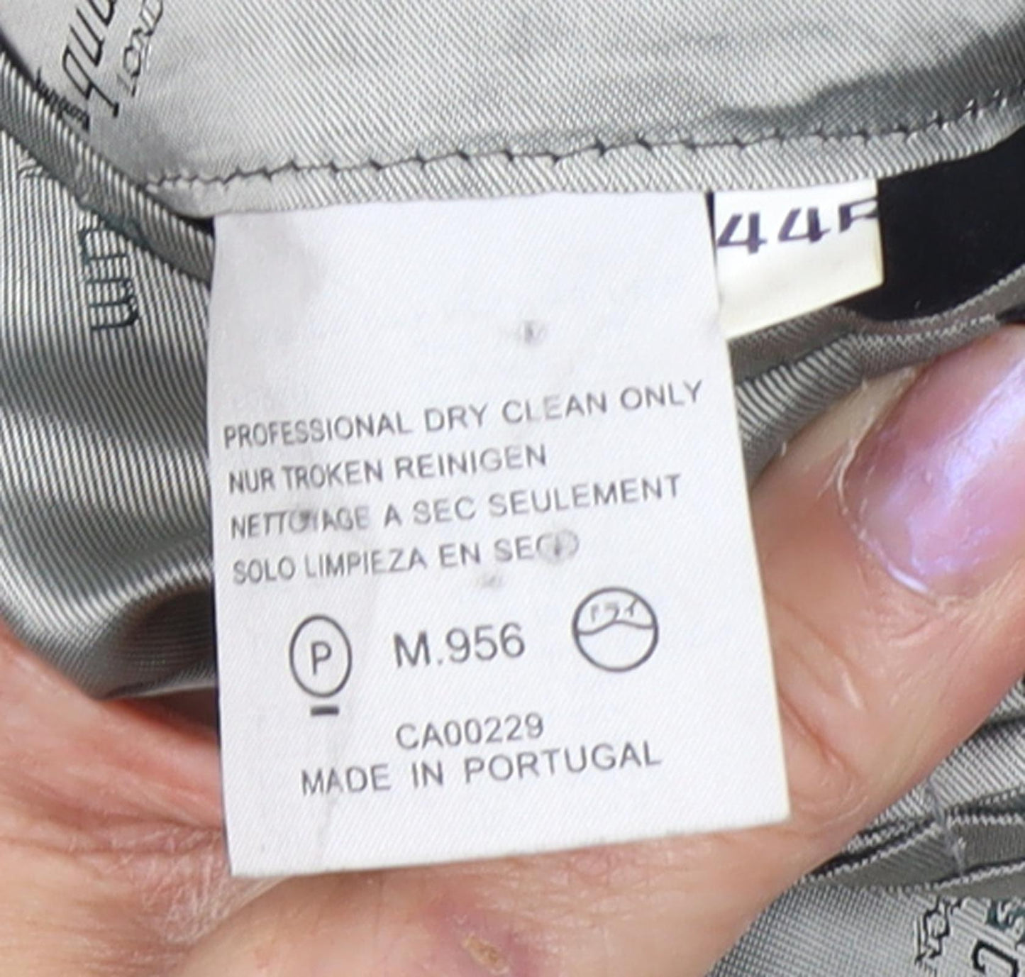 Aquascutum Men's Black Striped Blazer - Size 44R Formal