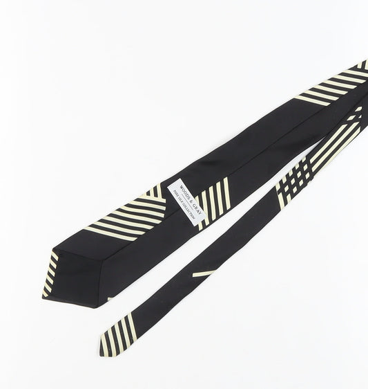 Woods & Gray Men's Black Striped Silk Tie