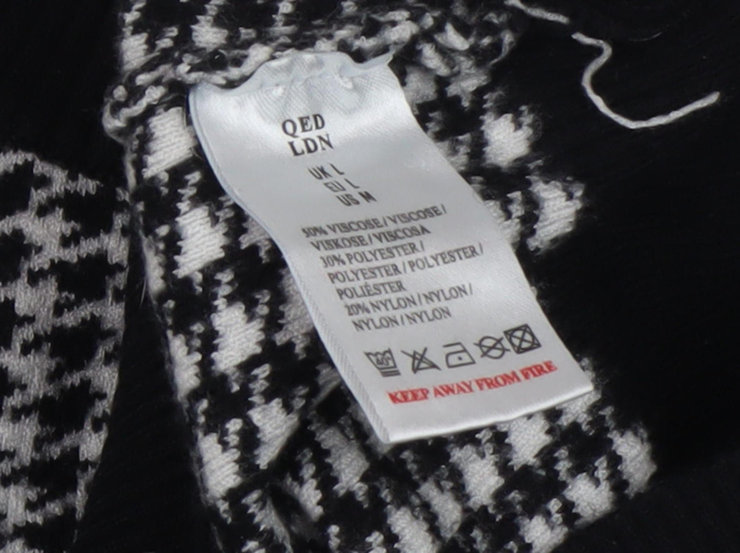 Womens UK Size L QED London Black Pullover Jumper