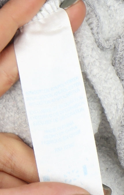 Brand and care label for Champion unisex grey crew neck sweatshirt l