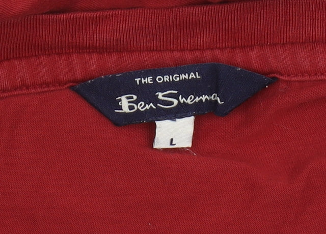 Ben Sherman Men's Red and white t-shirt Size L