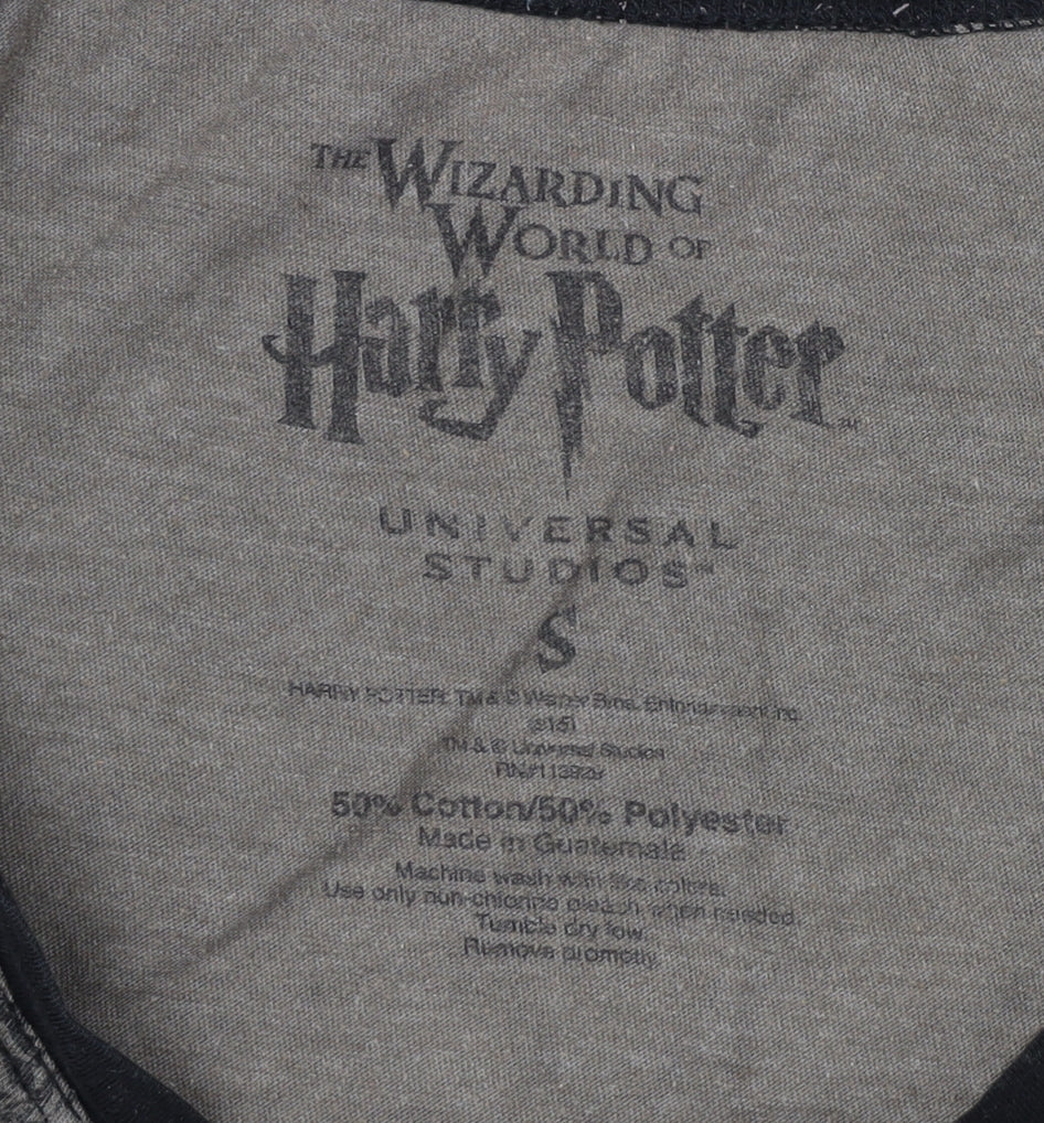 Close-up detail of Harry Potter unisex grey ringer s t-shirt 3/4 sleeve