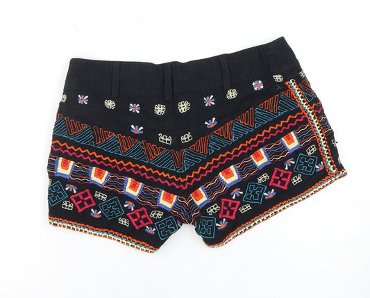 River Island Women’s Black Embroidered Shorts 6