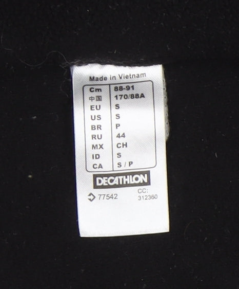 Close-up detail of Decathlon unisex black fleece sweatshirt s 1/2 zip