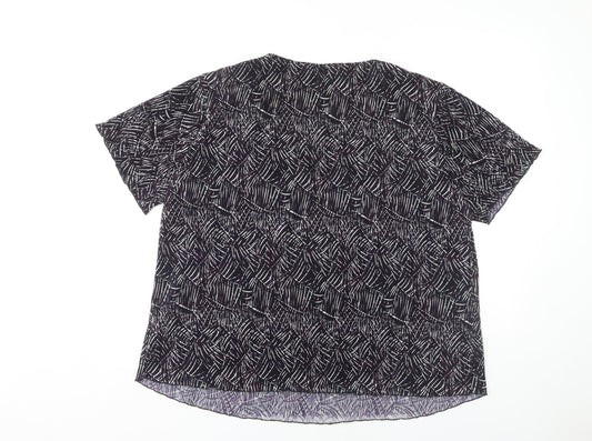 Essence Women's Multicoloured Geometric T-Shirt Size 22