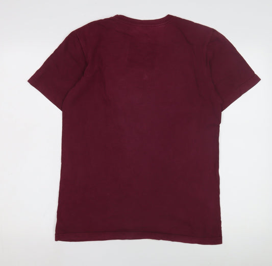 Nike Men’s Red Small Hawaiian Graphic T-Shirt