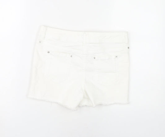 Next Women’s White Cut-Off Shorts Size 8