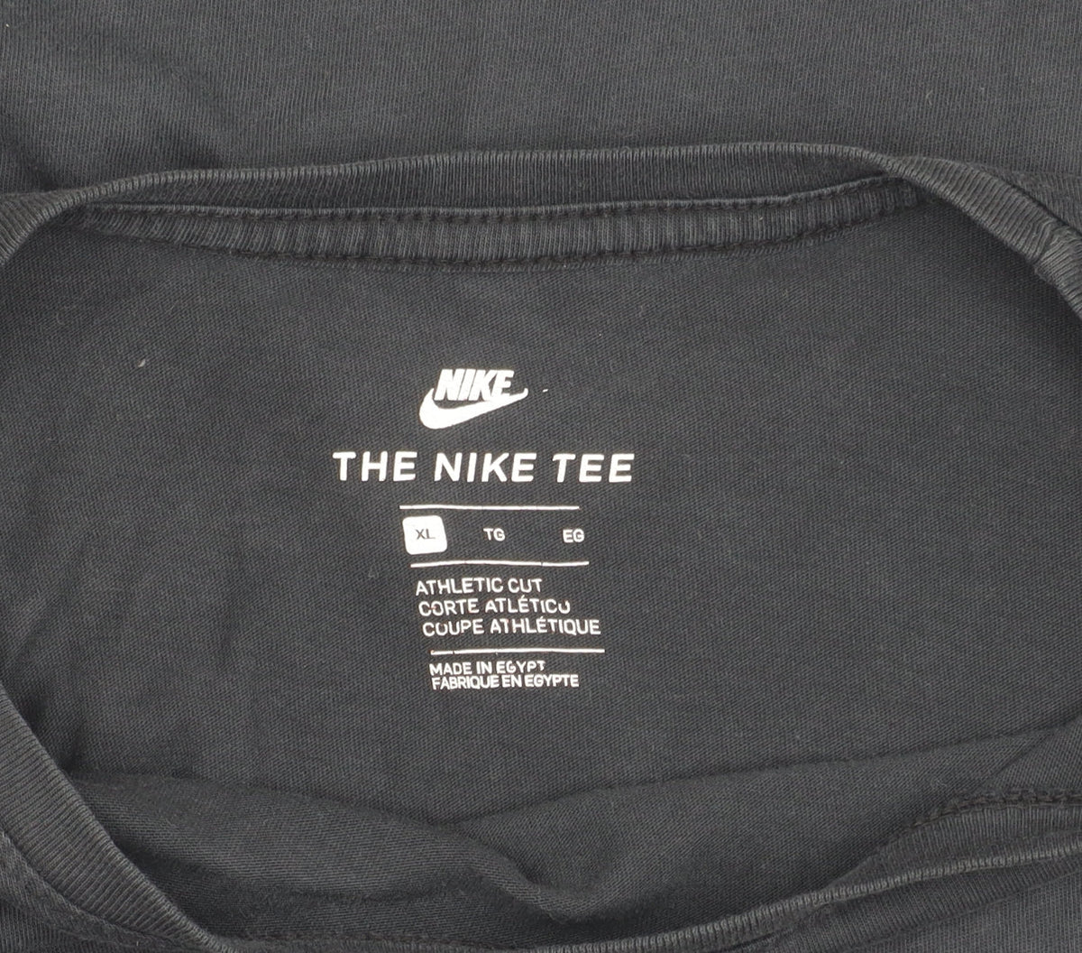 Brand and care label for Nike unisex black xl athletic t-shirt, casual, cotton