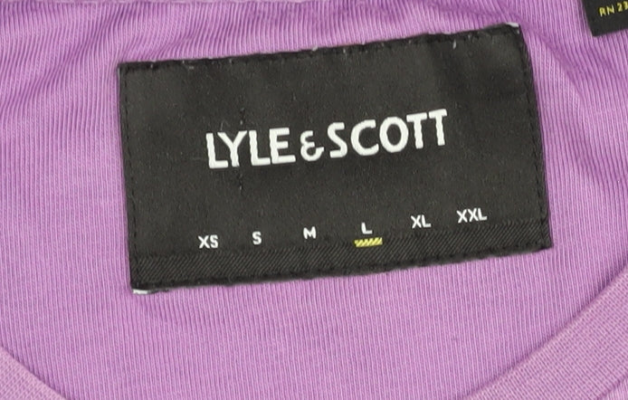Lyle & Scott Men's Purple T-Shirt L