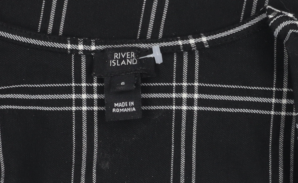 Womens UK Size 6 River Island Black Cropped Blouse