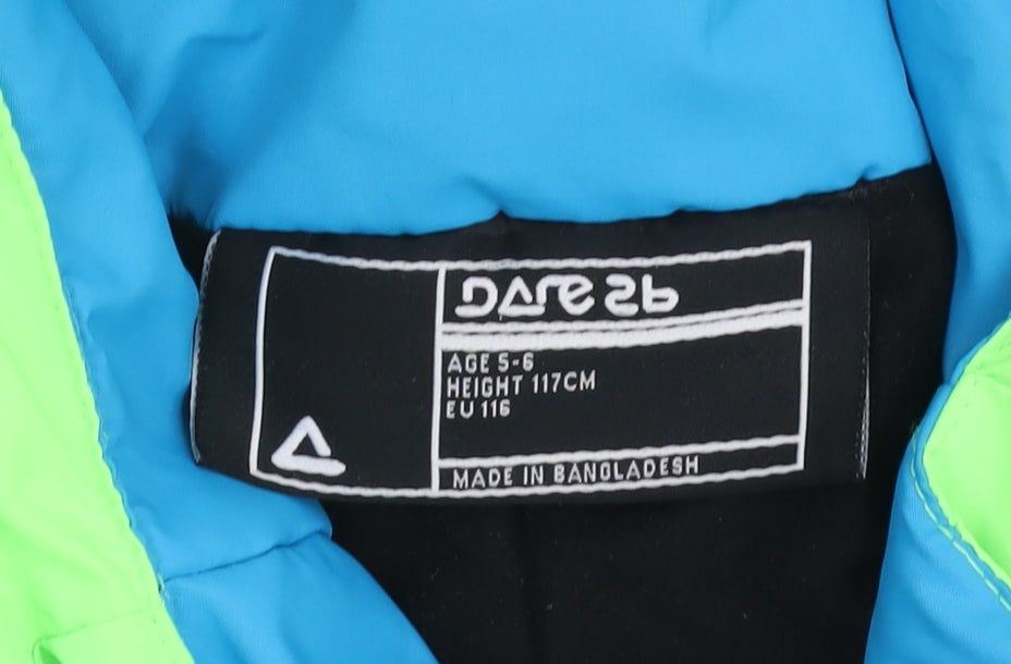 Brand and care label for Dare 2b Kids Colourblock Insulated Dungaree 5-6 Years