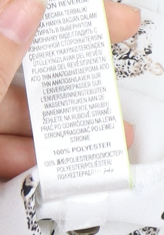 Womens UK Size 20 Marks and Spencer Ivory Basic Button-Up