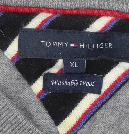 Tommy Hilfiger Men's Grey V-Neck Jumper XL