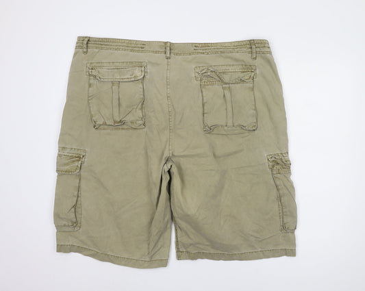 Hampton Men's Beige Cargo Shorts Size 44