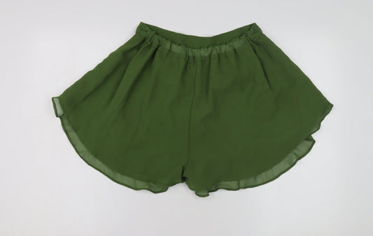 PrettyLittleThing Women's Green Ruffle Shorts Size 12