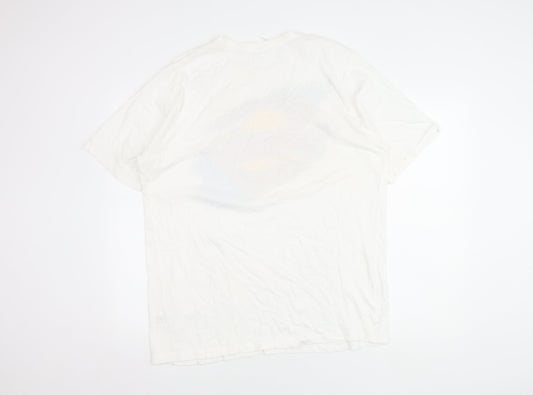 Superman Men's White XL Graphic T-Shirt