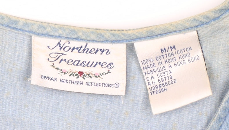 Northern Treasures Women's Blue Embroidered Button-Up Shirt M
