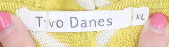 Two Danes Women's Yellow XL Striped V-Neck Jumper