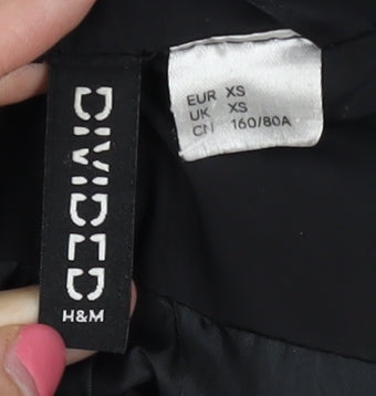 Womens UK Size XS H&M Black Quilted Coat