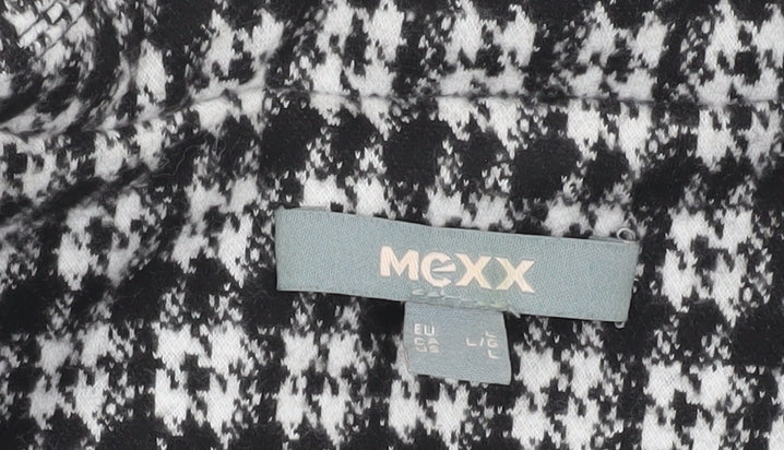 Close-up detail of Mexx Women's Black Houndstooth Blazer L