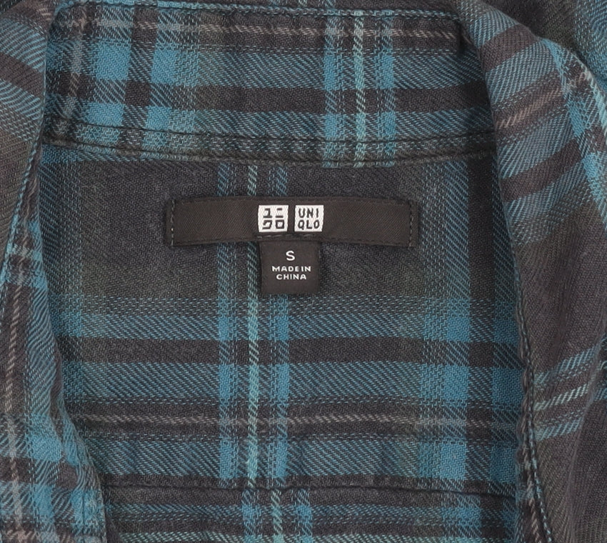 Uniqlo Men's Blue Plaid Flannel Button-Up Shirt S