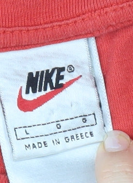 Nike Men's Red Large 'Just Do It' T-Shirt