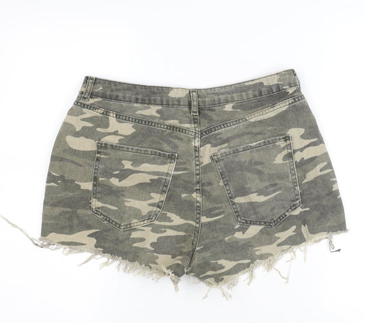 Denim Co Women's Camouflage Cut-Off Shorts Size 12