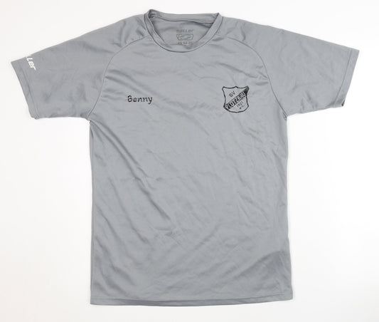 Mens UK Size M Saller Grey Football T-Shirt