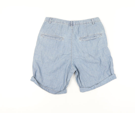 H&M Women's Blue Chino Shorts Size 6