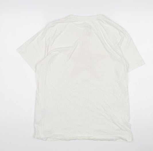 Nike Men's M White Star Graphic T-Shirt
