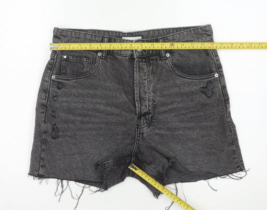 H&M Women's Black Denim Cut-Off Shorts Size 12
