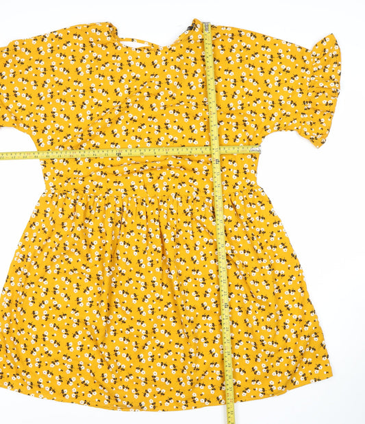 Boohoo Women’s Yellow Floral Skater Dress Size 12 V-Neck Ruffle Sleeve
