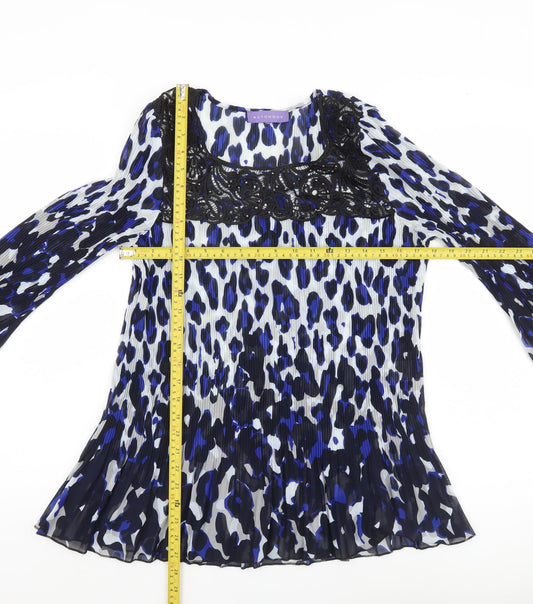 Autonomy Women’s Blue Animal Print Tunic Blouse Size 18