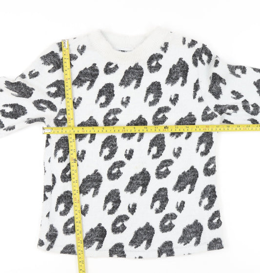 Marks and Spencer Women’s White Animal Print Jumper Size 8 Crew Neck