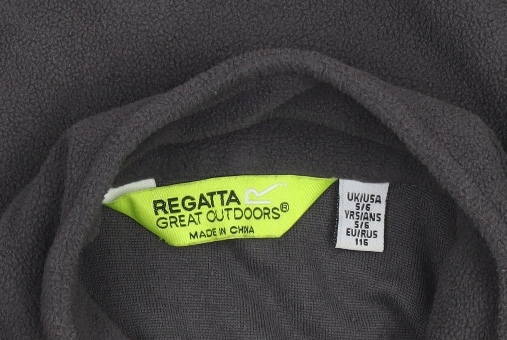 Boys UK Size 5-6 Years Regatta Grey Basic Jacket