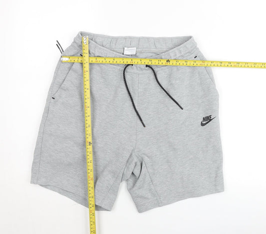 Nike Men’s Grey Sweat Shorts Size S Elastic Waist Casual Sportswear