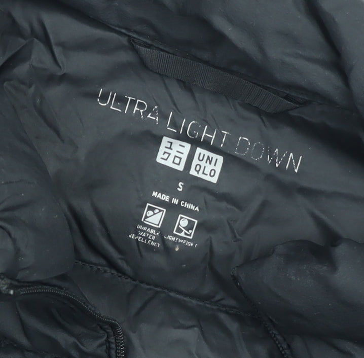 Uniqlo Boys Black S Ultra Light Down Puffer Jacket
