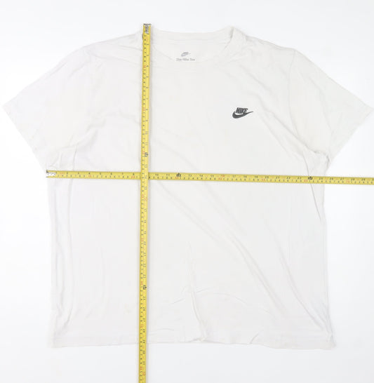 Nike Men's White Crew Neck Short Sleeve Classic Fit T-Shirt XL