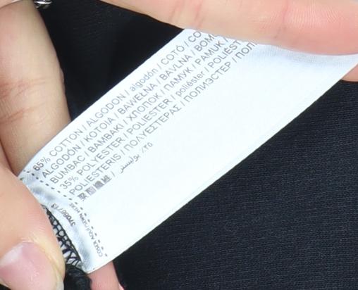 MNG Boys Black Marvel Avengers Pullover Hoodie Size 5-6 Years