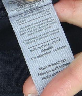 Gildan Women's Black Medium Pullover Sweatshirt Christmas Graphic