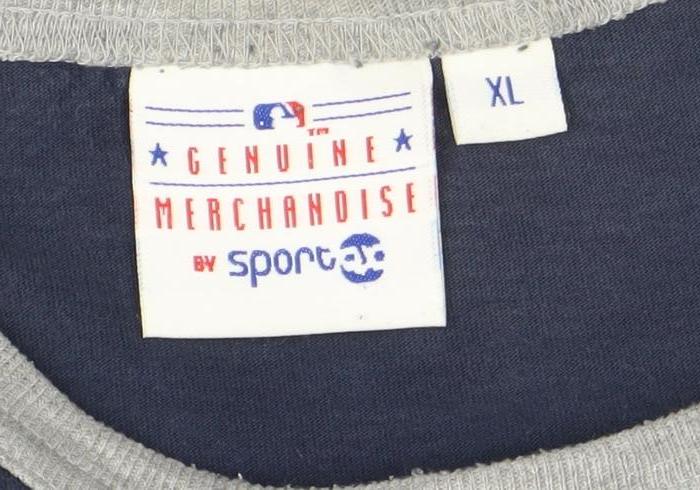 MLB Sports Men's Blue XL Long Sleeve New York Yankees T-Shirt