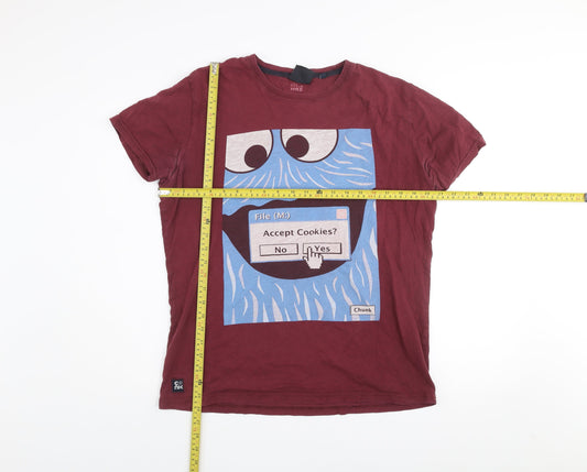 Chunk Men's Red Funny Graphic Print Cotton T-Shirt Size L