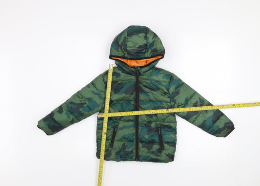 Primark Boys Green Camouflage Hooded Puffer Jacket 4-5 Years