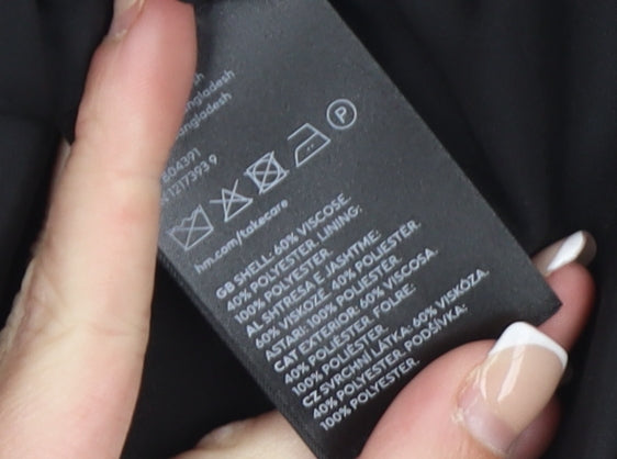 H&M Women's Black Short Blazer Jacket Size S Regular Fit Notch Lapel