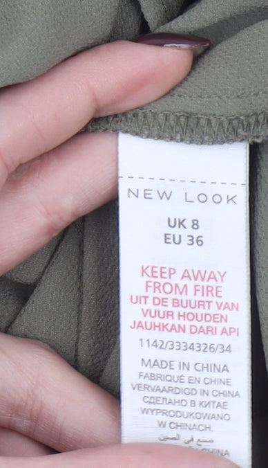 New Look Women's Green Button-Up V-Neck Long Sleeve Blouse Size 8